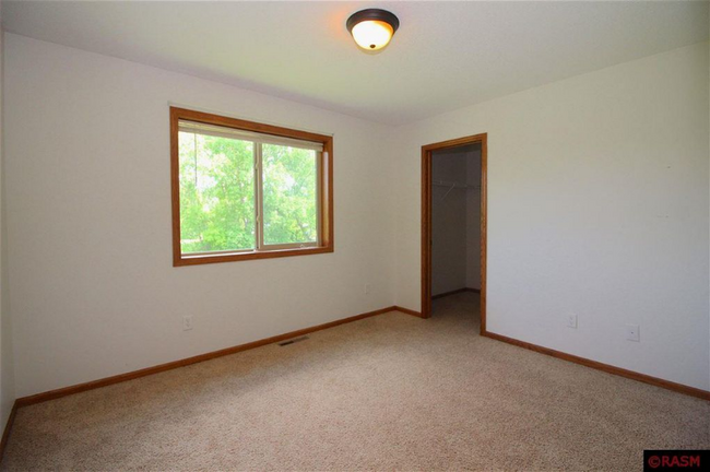 Building Photo - 605 Colodoro Ln