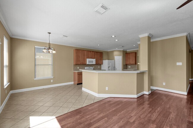 Building Photo - 952 Crannog Way