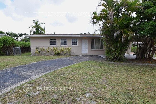 Building Photo - 10030 SW 85th St