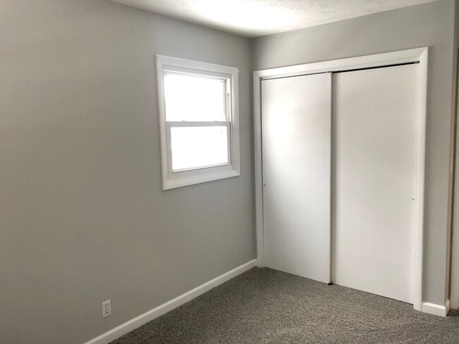 Building Photo - Remodeled 4 Bedroom House! MUST SEE!