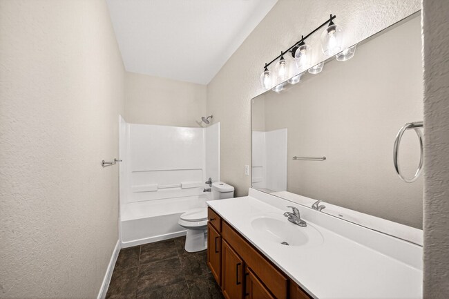 Building Photo - 7915 Cenote Dr