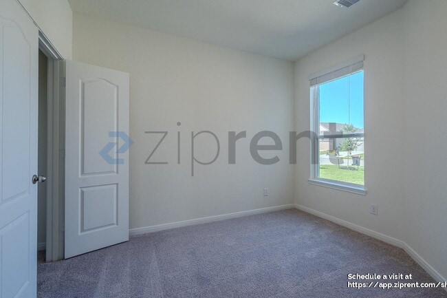 Building Photo - 2823 Lyra Ct