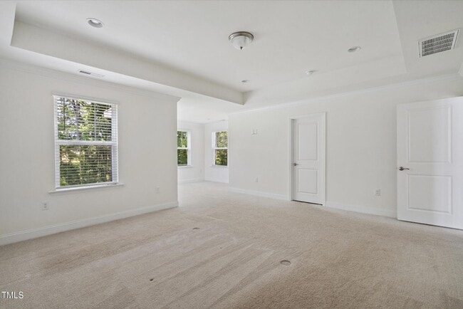 Building Photo - 130 Silent Brk Trl