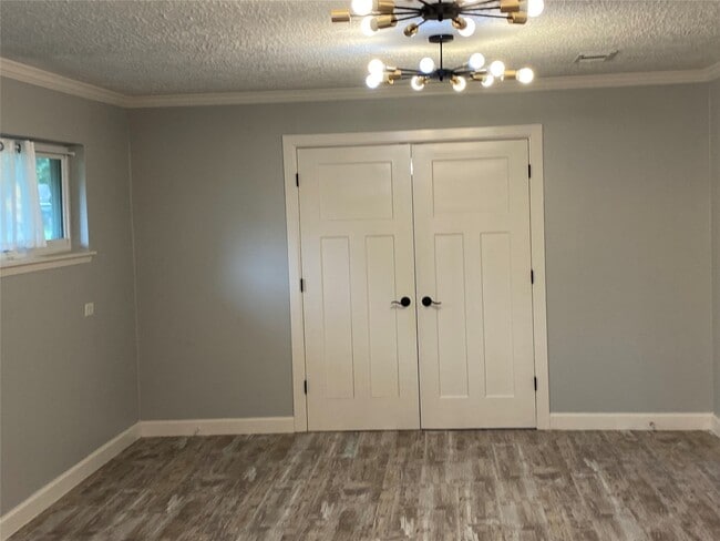 Building Photo - 9614 Greenwillow Dr