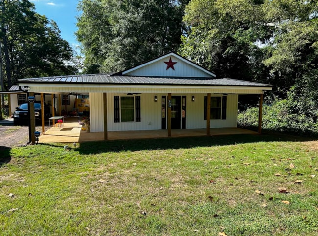 Building Photo - 111 Stevenson Dr