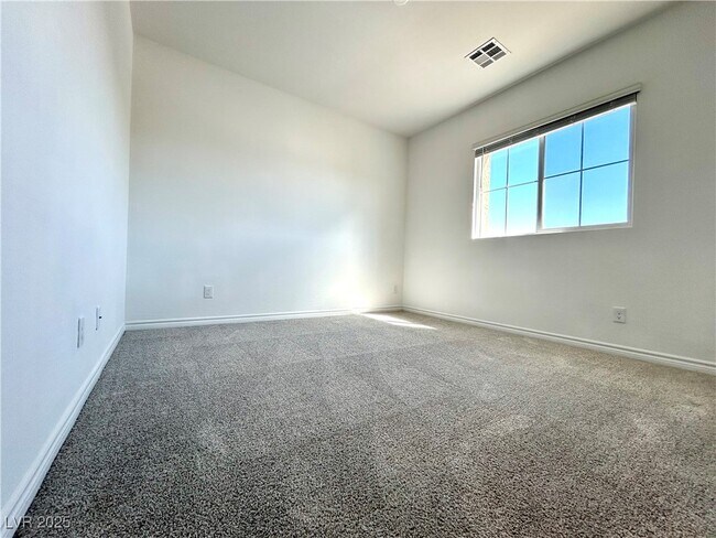 Building Photo - 839 Nova Heights St