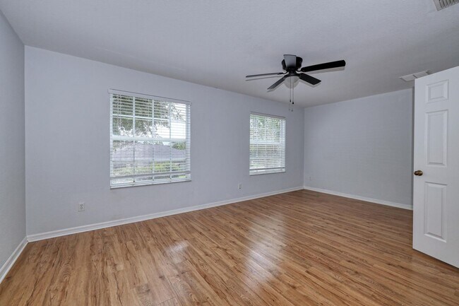 Building Photo - January Special offer 50% off First Month's Rent!  5 Bedroom In Cypress Cay in the Gateway Community