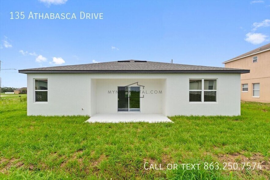 Building Photo - 135 Athabasca Dr