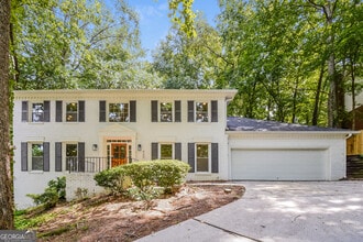 Building Photo - 420 W Spalding Dr