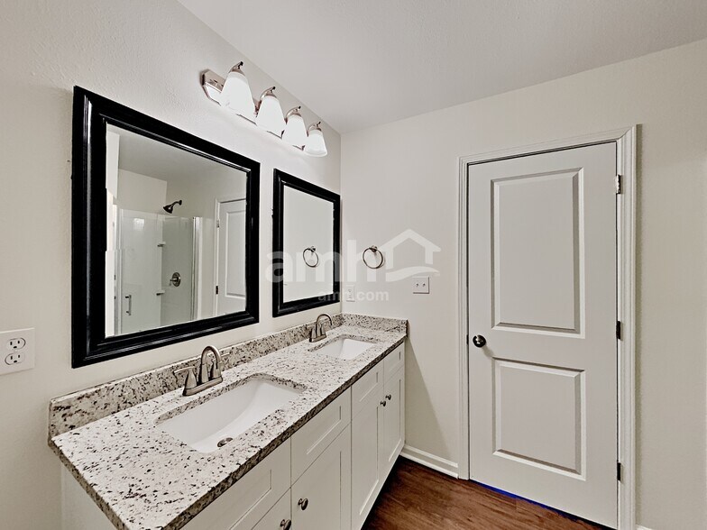 Building Photo - 1830 Windy Willow Ln