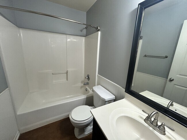 Building Photo - 11812 N 107th E Ave