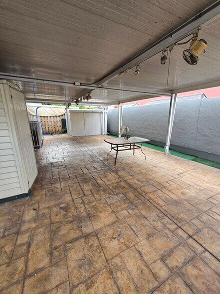 Building Photo - 2270 W 54th Pl