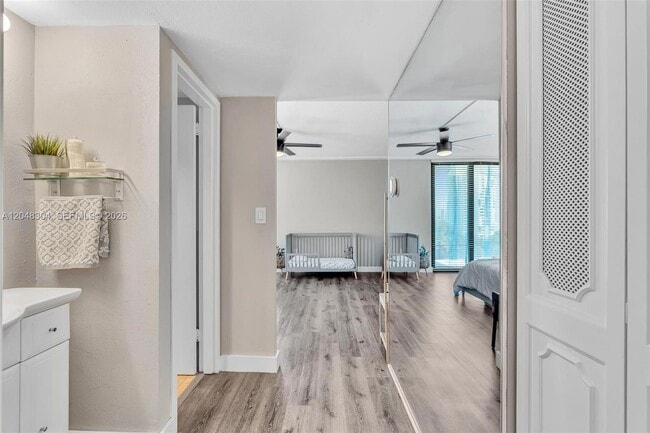 Building Photo - 3375 N Country Club Dr