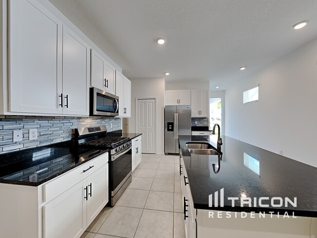 Building Photo - 5850 Bungalow Grove Ct