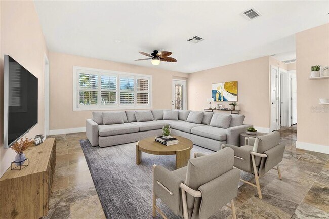 Building Photo - 325 W Martin Luther King Jr Dr