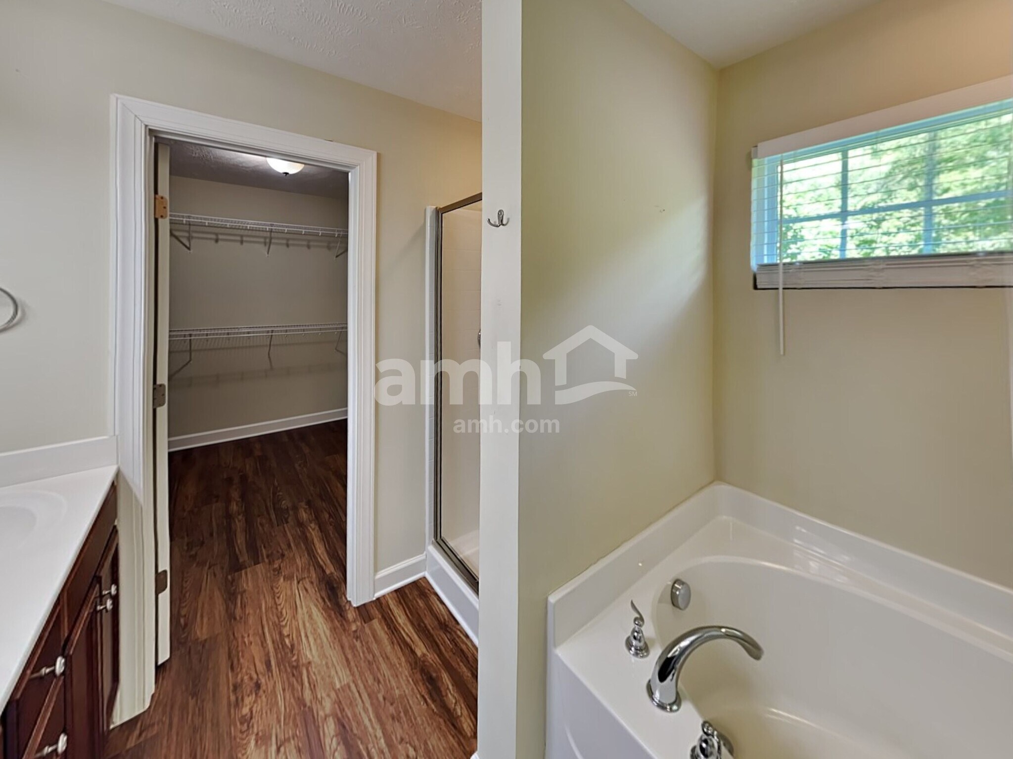 Building Photo - 6947 Calderwood Dr