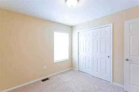Building Photo - 1033 Heather Dr
