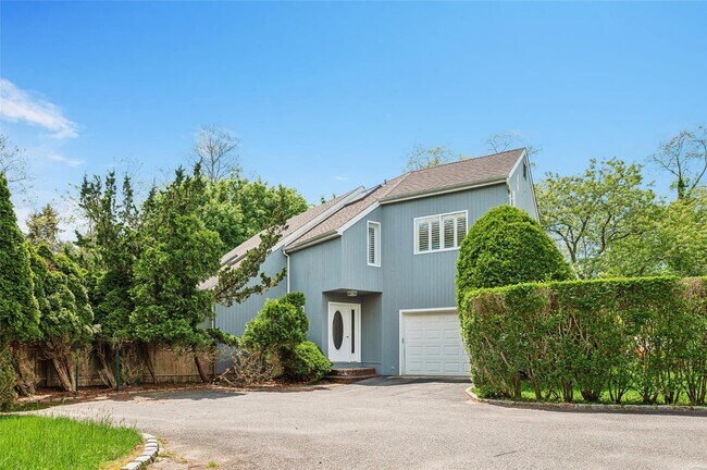 Primary Photo - 72 Bishops Ln