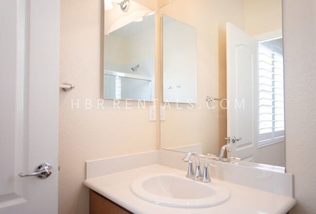 Building Photo - Questa Village - Mountain House- Spacious ...