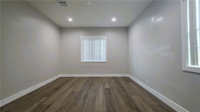 Building Photo - 2431 N Lamer St