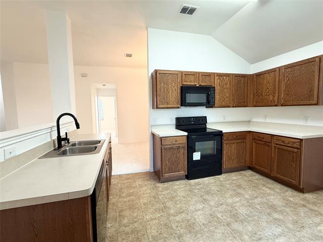 Building Photo - 918 Fleming St