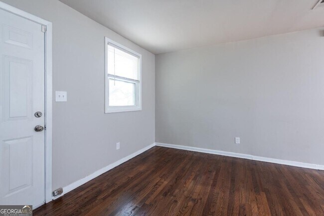 Building Photo - 3527 Bolfair Dr NW