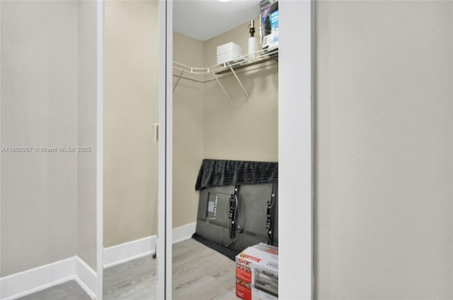 Building Photo - 100 Ashbury Rd