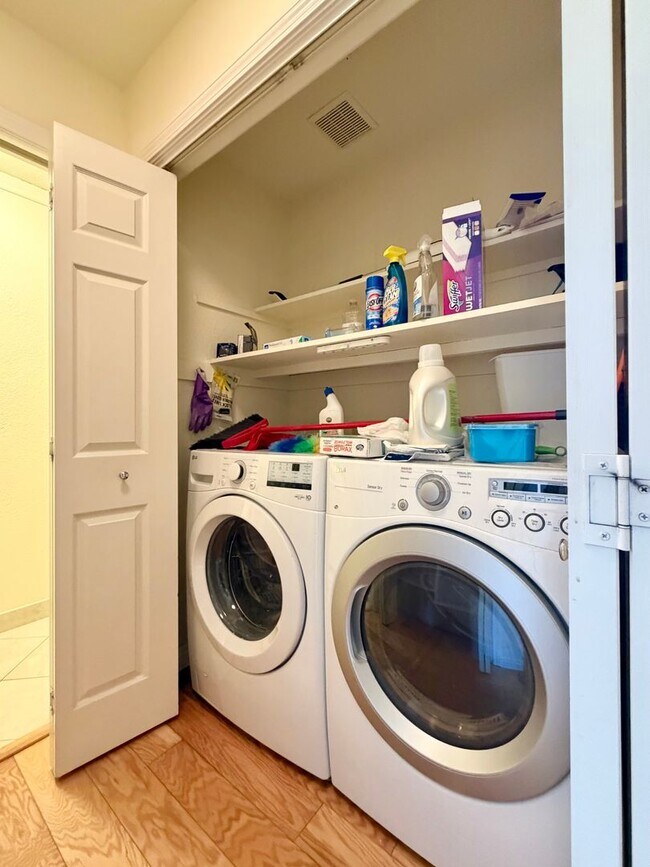 Building Photo - 3 Bedroom Condo in the Highly Desirable Fountain Grove 55+ Gated Community North Napa