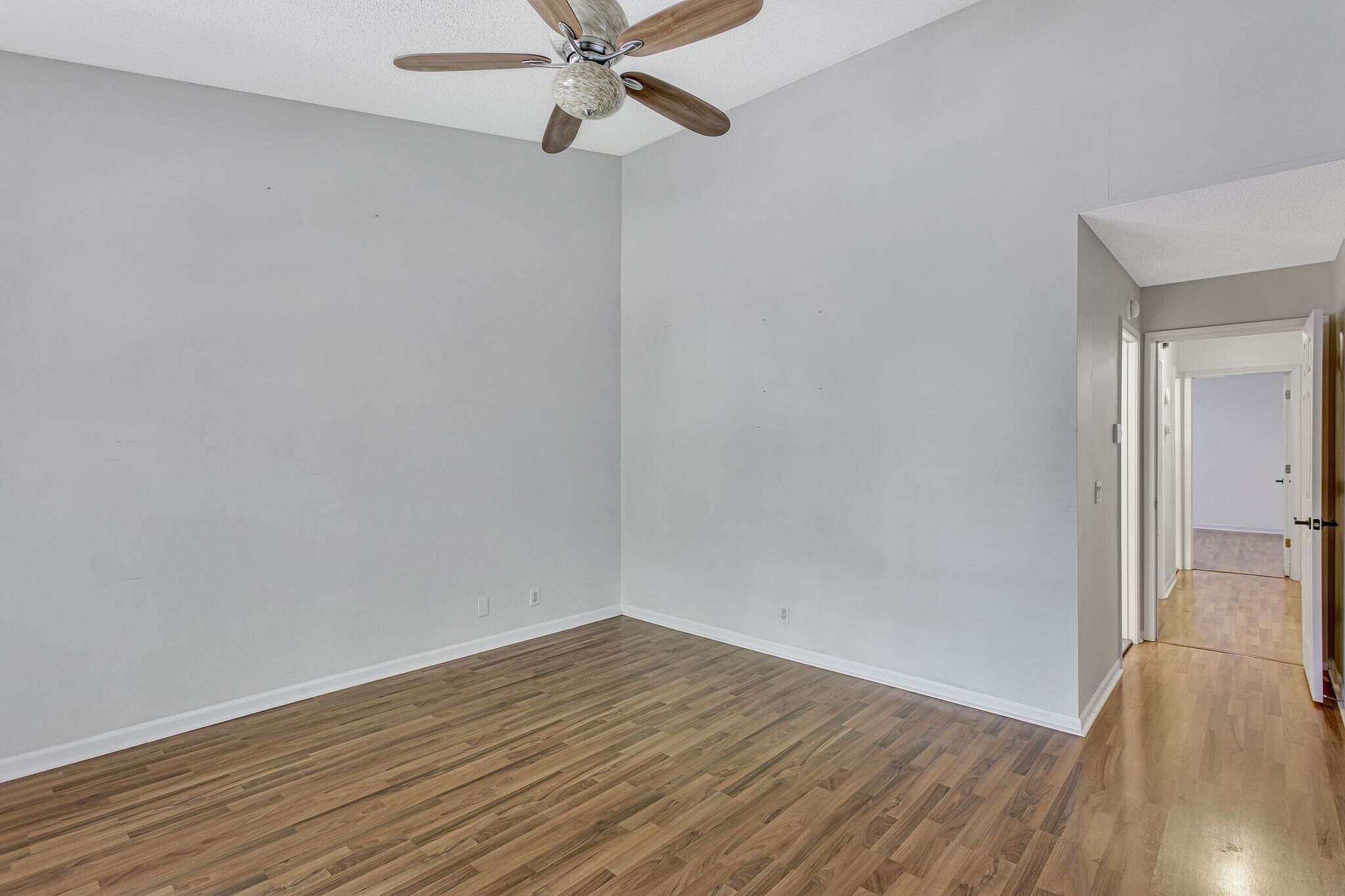 Building Photo - 816 Beazer Ln