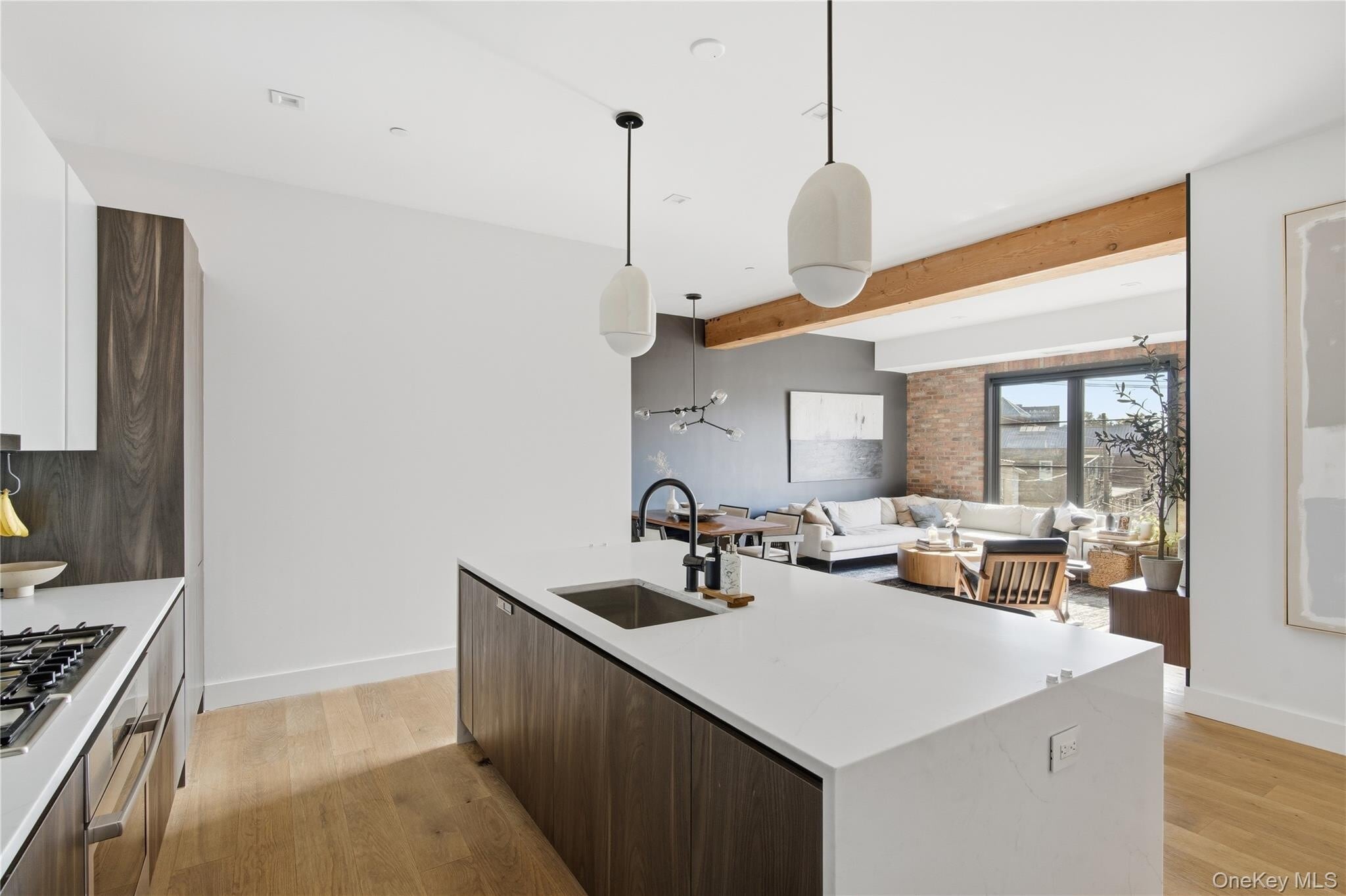 Building Photo - 50 Chestnut St