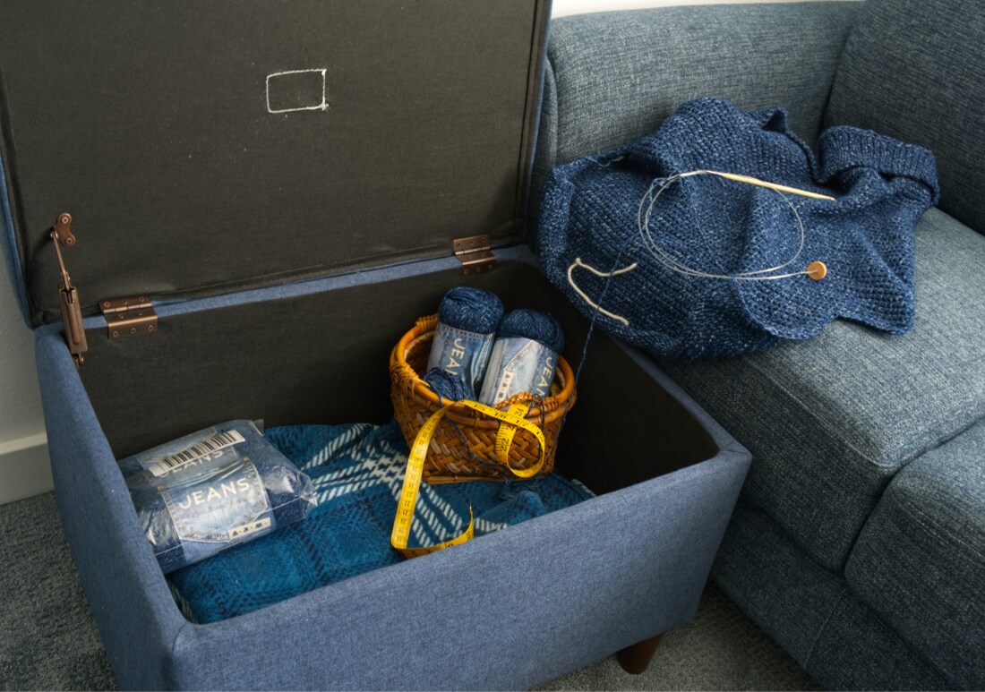 Storage ottoman for projects, or... - 4157 SE Brooklyn St