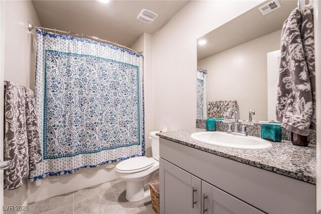 Building Photo - 5344 Peacock Lily St