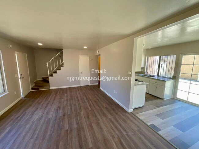 Primary Photo - 16830 Village Ln