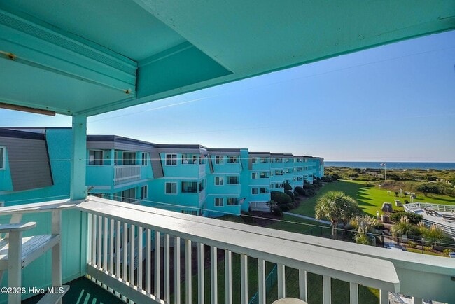 Building Photo - 301 Commerce Way