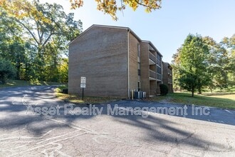 Building Photo - 407 Canberra Dr