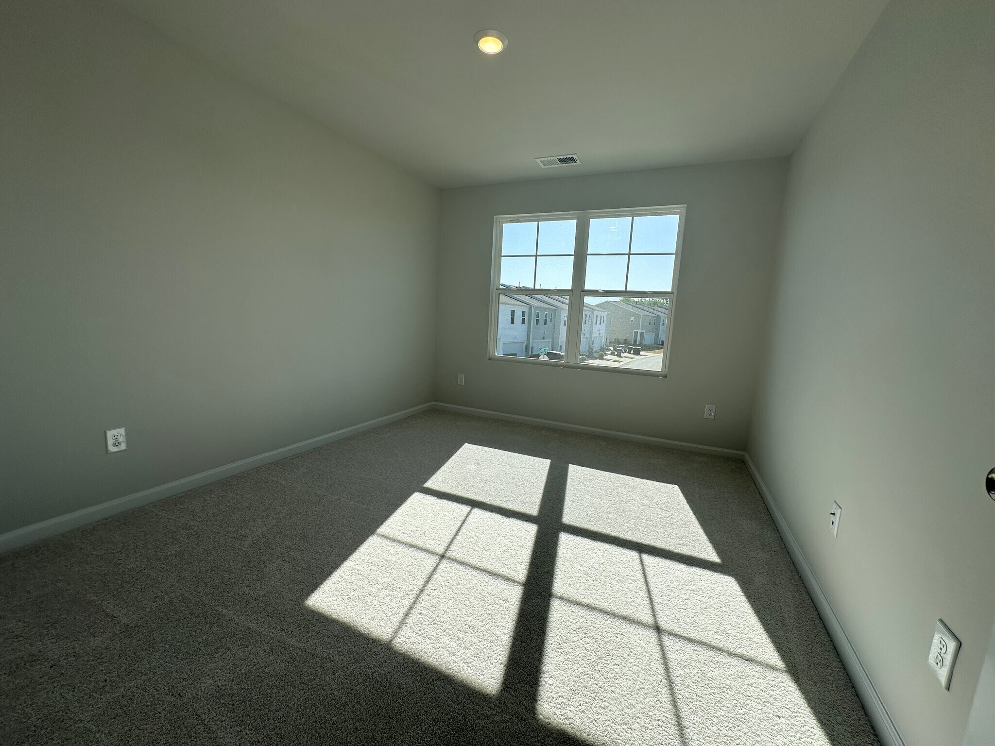 Building Photo - 2210 Caen St