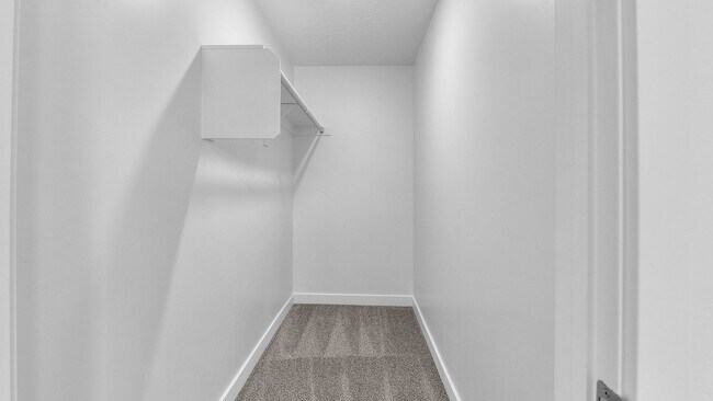 Building Photo - 4550 Horton Wy