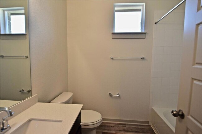 Building Photo - 12309 Pecangate Way