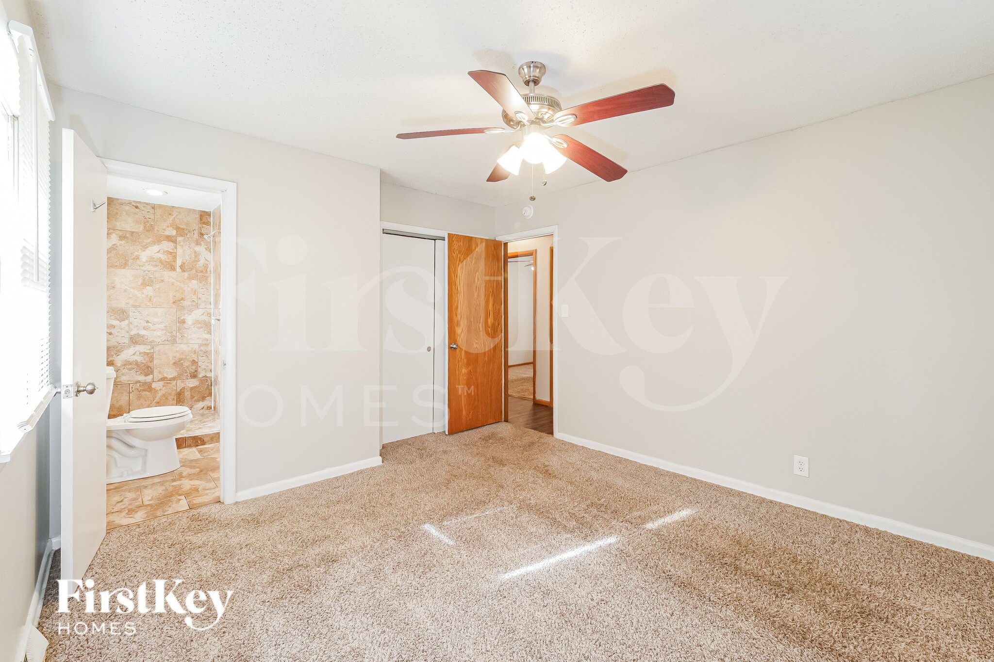 Building Photo - 8207 E 85 St