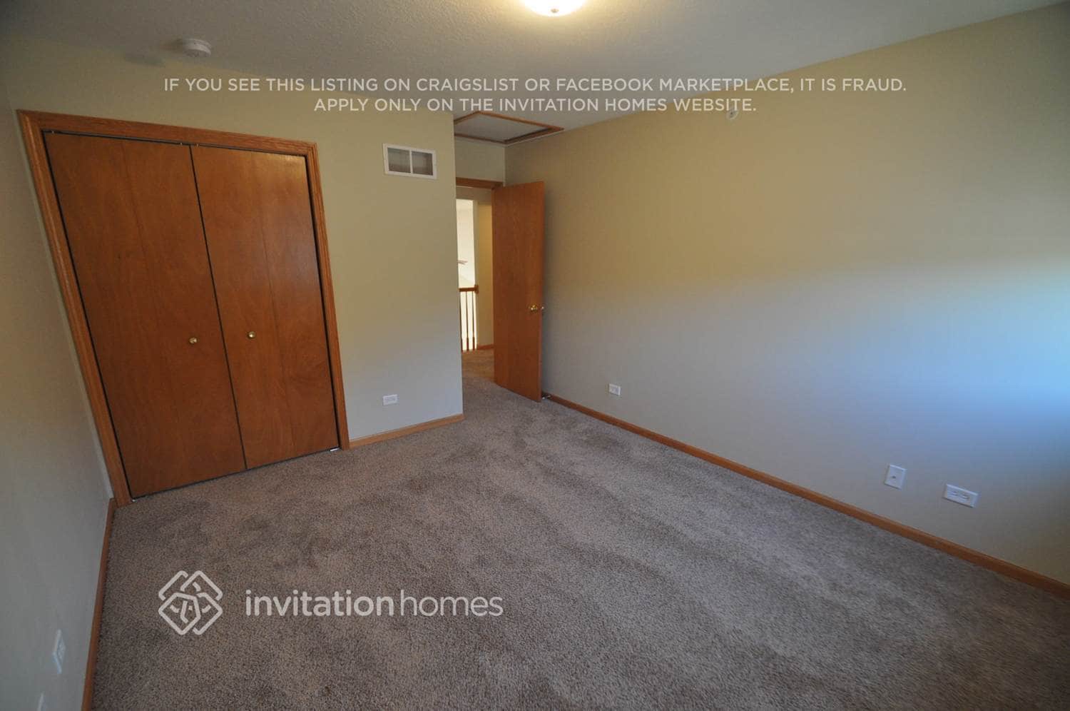 Building Photo - 1021 Amlin Terrace