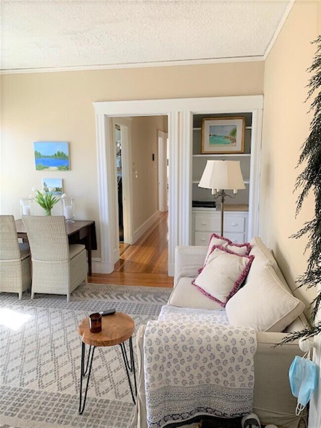 Building Photo - 448 Broadway