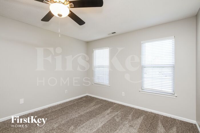 Building Photo - 3400 Fernstone Cir