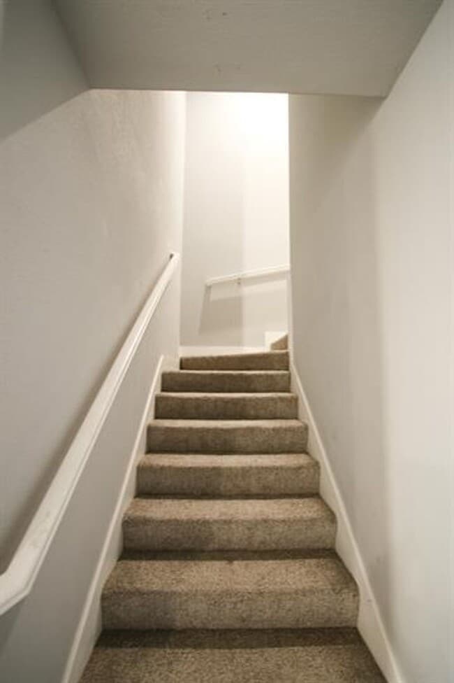 Building Photo - Rupple Meadows - 4 bed / 4 bathroom Coming In April