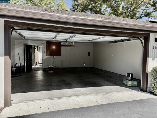 Building Photo - 1564 Candelero Dr