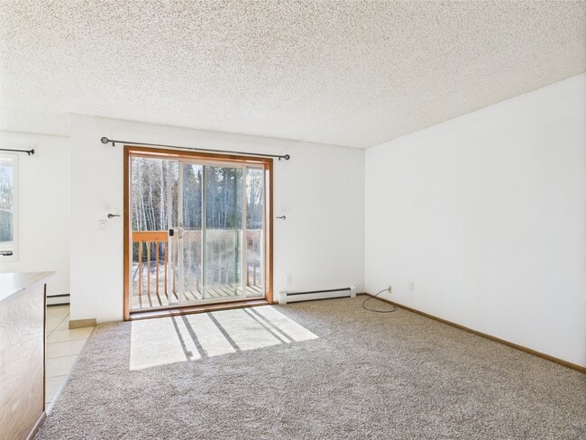 Building Photo - 614 Ouida Way