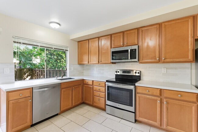 Building Photo - 209 Valley Oak Plaza