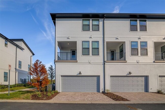 Building Photo - 15399 Hamlin Pk Dr