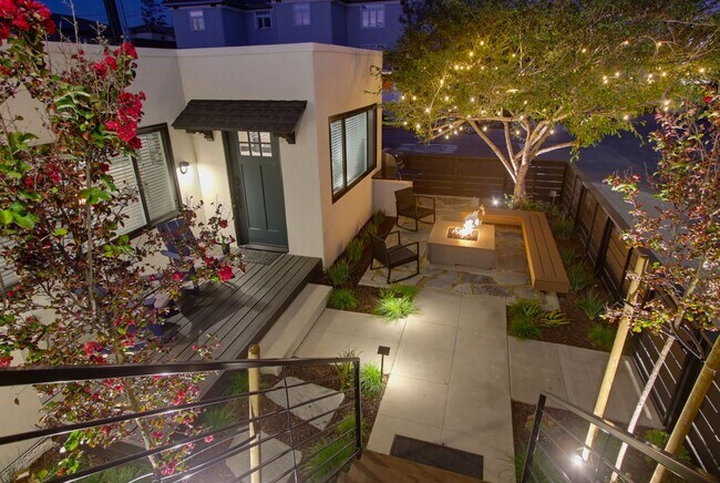 Building Photo - 426-426 Arbor Dr