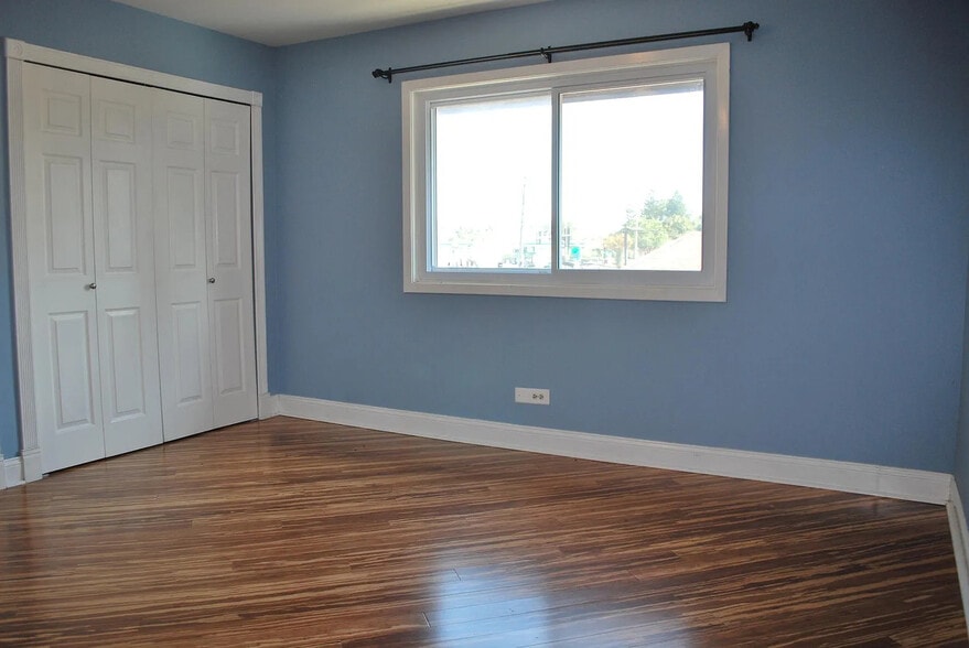 master bedroom - 5520 Belmont Rd