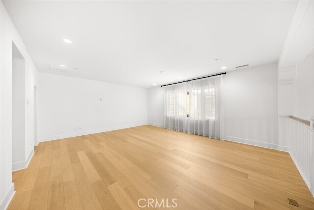 Building Photo - 106 Heavenly